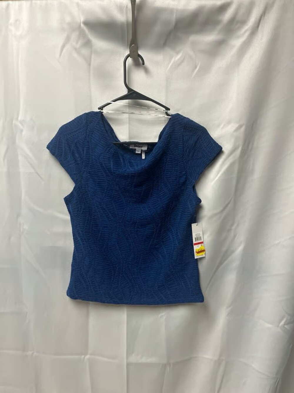 DKNY Top Size XS ORG $69 (track7)